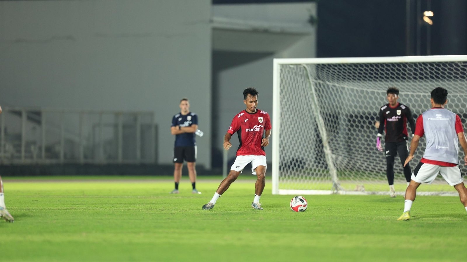 Robi Darwis Tegaskan Tiga Poin Harga Mati di Laga Perdana Timnas U-23